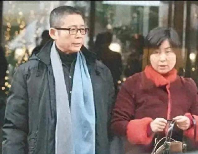 跳出世俗婚姻框架，何超琼俞琤相伴十六年，成就体面的缘分