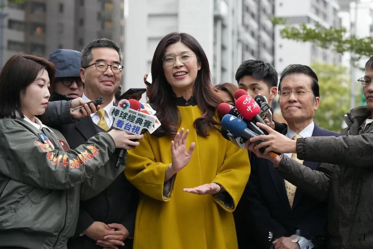 郑丽文说，若党内多些刘和然，地方就不会分裂。这说明在国民党内，刘和然这样的人还是