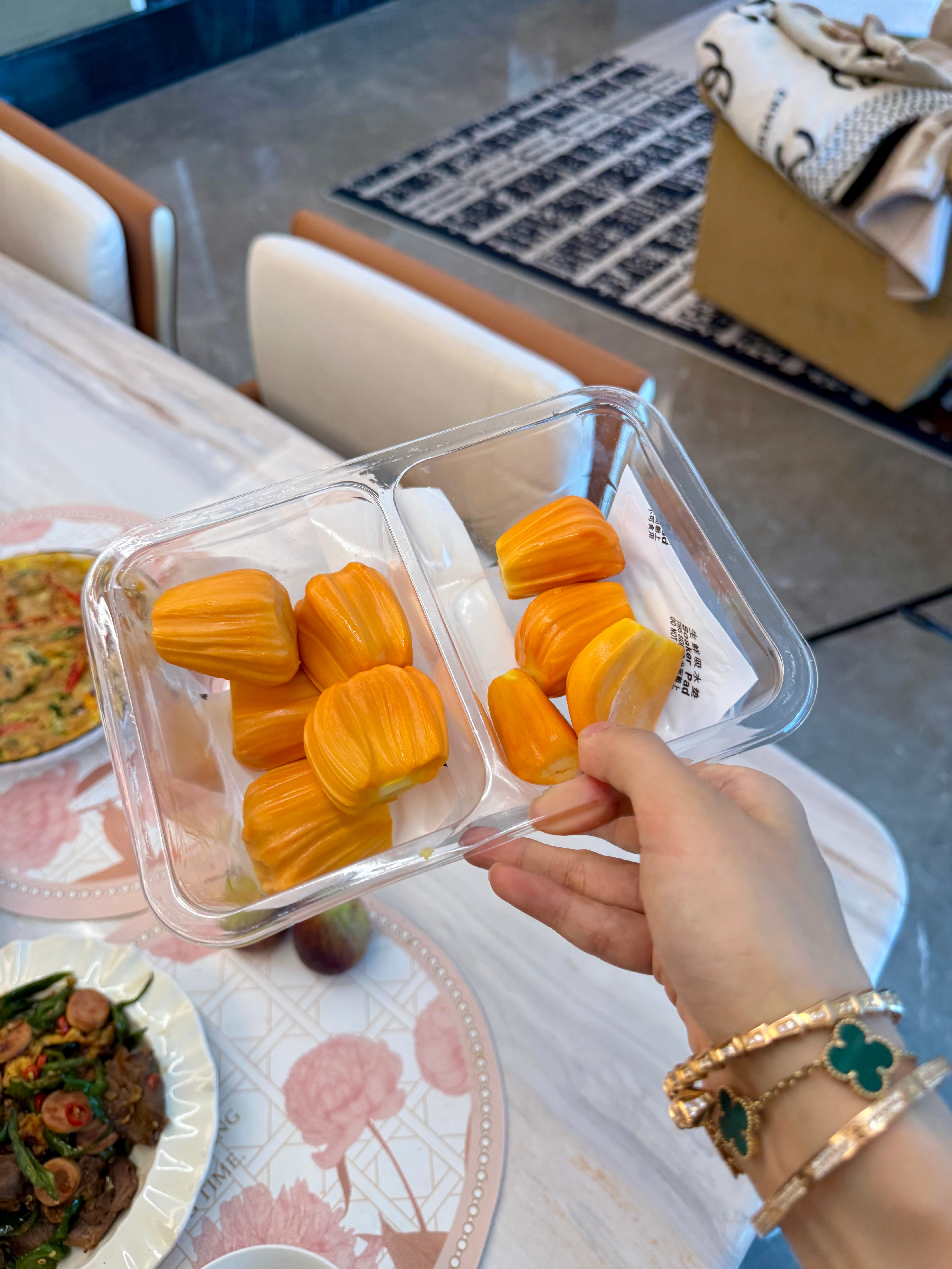 今天吃什么? 农家一碗香，韩式葱饼，黄骨鱼汤，春卷 