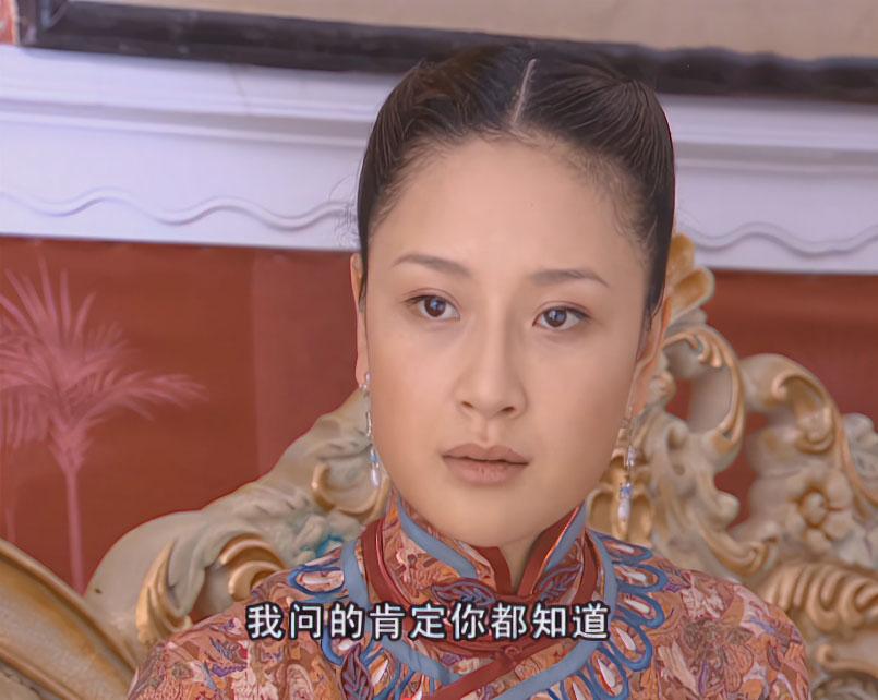 大嫂真的很有长媳气质，既端庄又威严，一看就是大户人家出来的。
#金粉世家#
