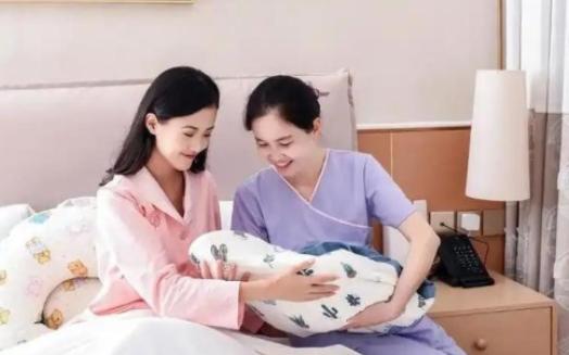 中国人口已告别世界第一？三孩催生无果后，国家向住房“出手”了。年轻人常念叨“生不