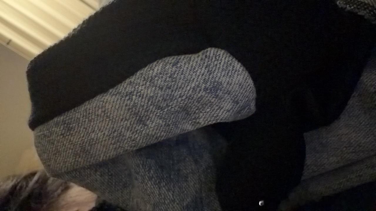 我即将抱着朵夫衣服入睡 