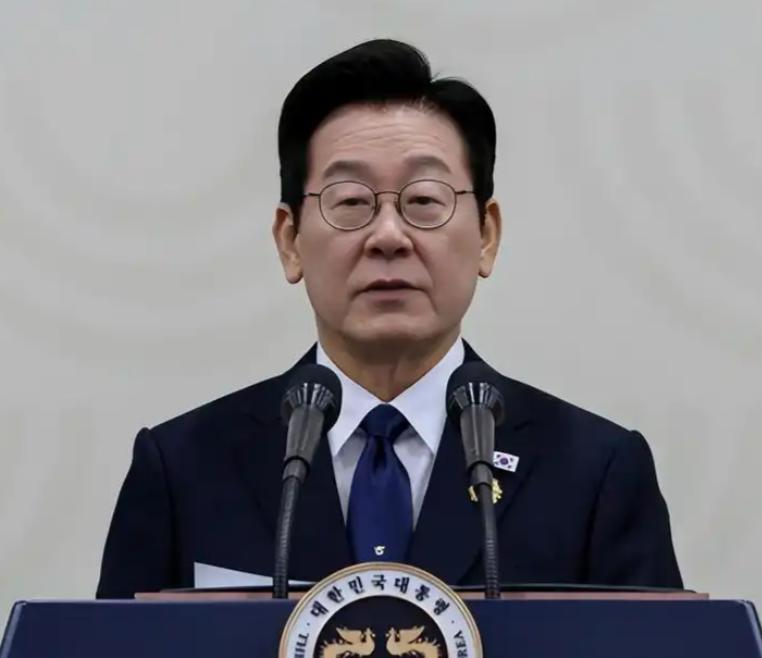 李在明发文表态！泽连斯基联大当众泄密，乌方移交朝鲜战俘给韩国，韩方直呼遗憾！
