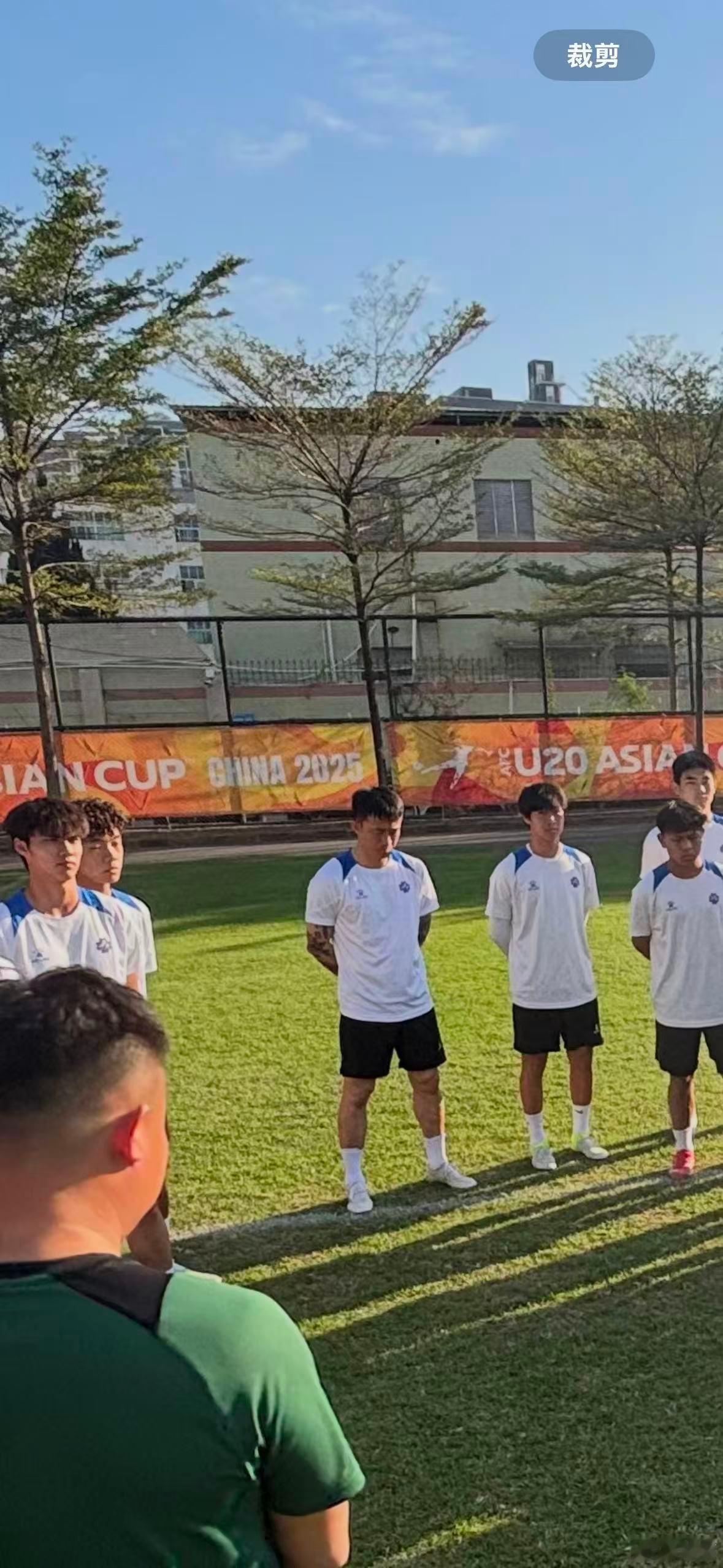 《省港杯》第44届省港杯广东队的阵容以深圳二零二八为班底，此外省队还从深圳新鹏城