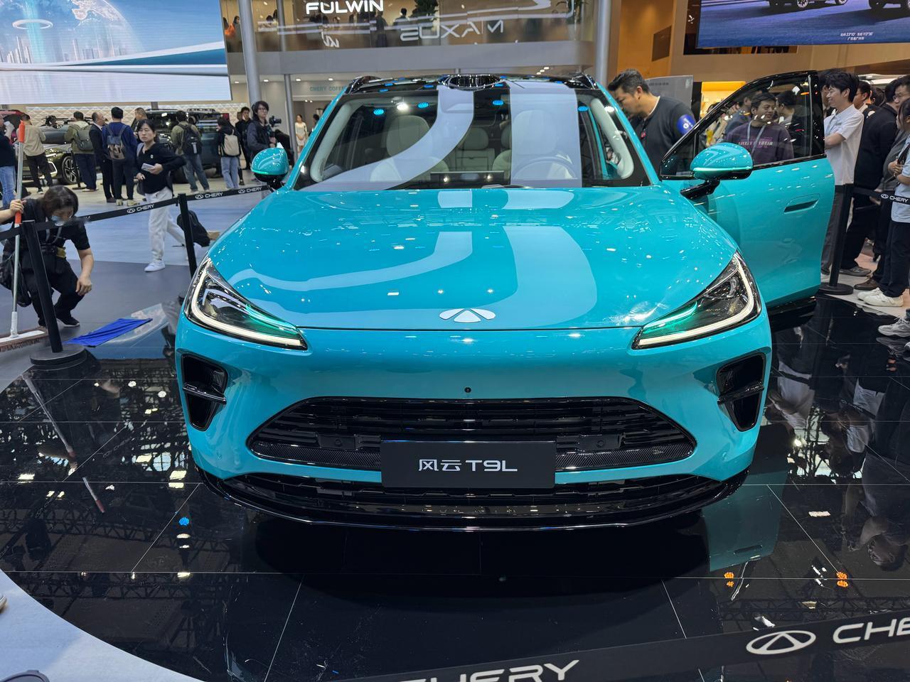 奇瑞汽车携风云T9L亮相 2025广州国际车展 新车搭载1.5T鲲鹏超能混动C-