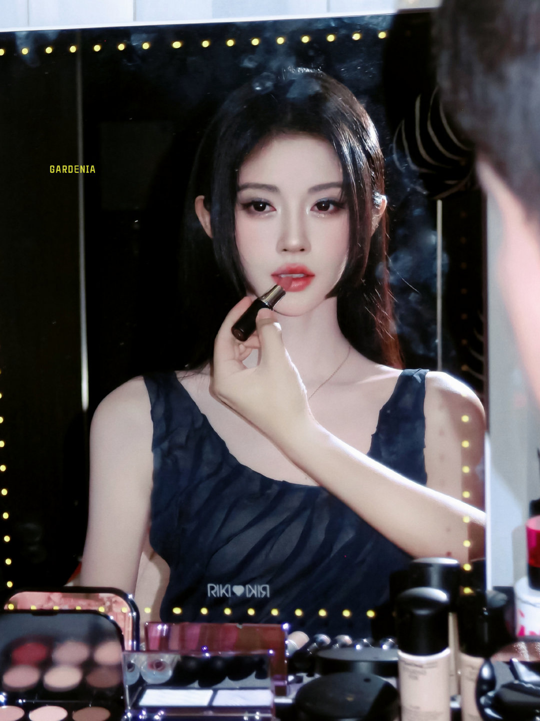 都只爱上镜中的自己好吗～😘 