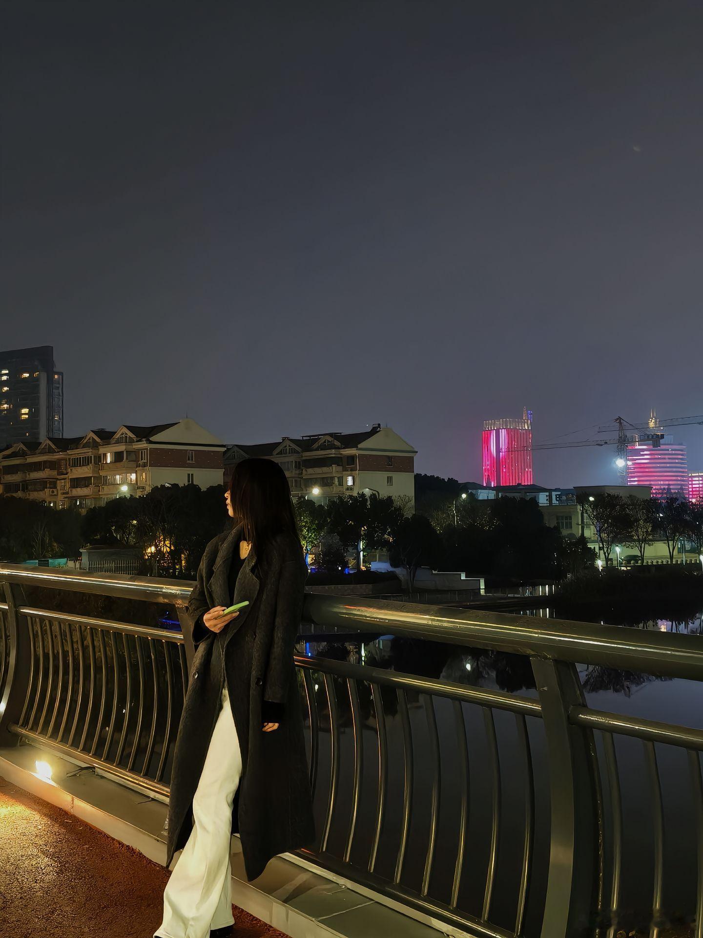 随手拍分寸感和边界感，是一个成年人的必修课。事有分寸， 行有所止。言有所界，凡事