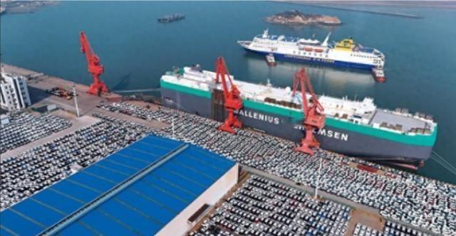 太爽了！中国公开“耍流氓”，美国气的火冒三丈，报应来的太快了！美国受不了中国的电