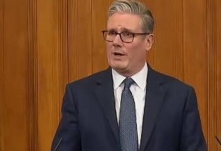 斯塔默放话了，英国不会去参与美伊之间的斗争，因为英国现在已经在面对一场战争了。