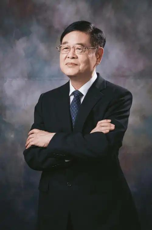 社会学家一段非常现实的话：“绝大多数人都将在70多岁死去，这时你的伴侣已经不在了