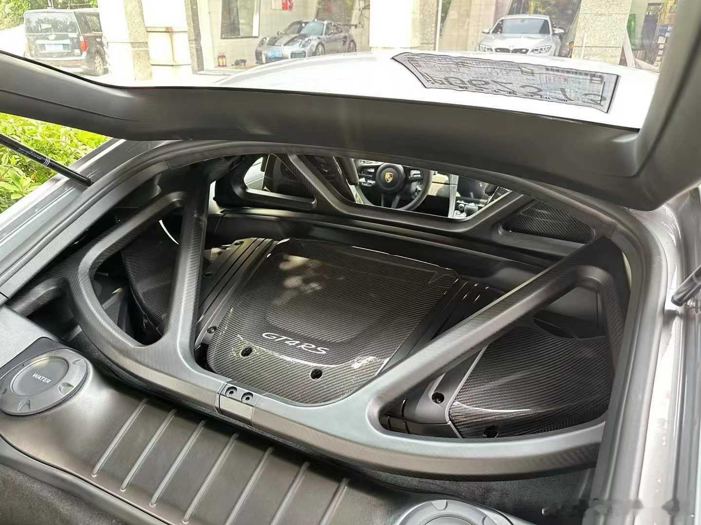 保时捷718 GT4 RS，特殊配色，高定版配置 