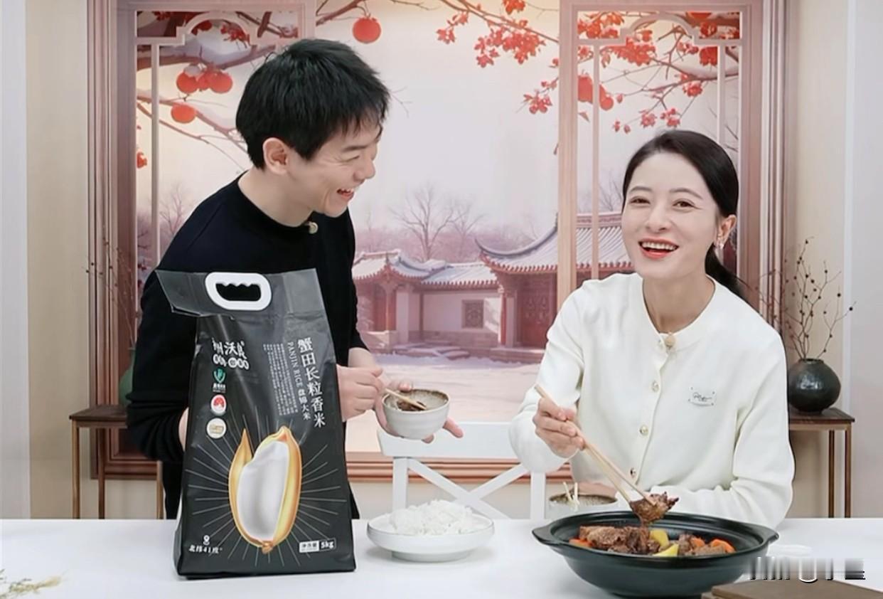 安安也太可爱了
也就比传熙大几个月
特别喜欢拿着姐姐范儿[偷笑]

今天他俩交接