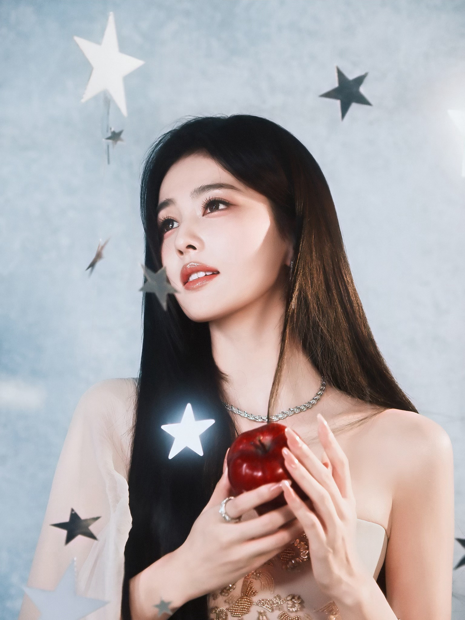 👠白鹿腾讯视频为白鹿庆生白鹿回复呵呵你是我最好的礼物