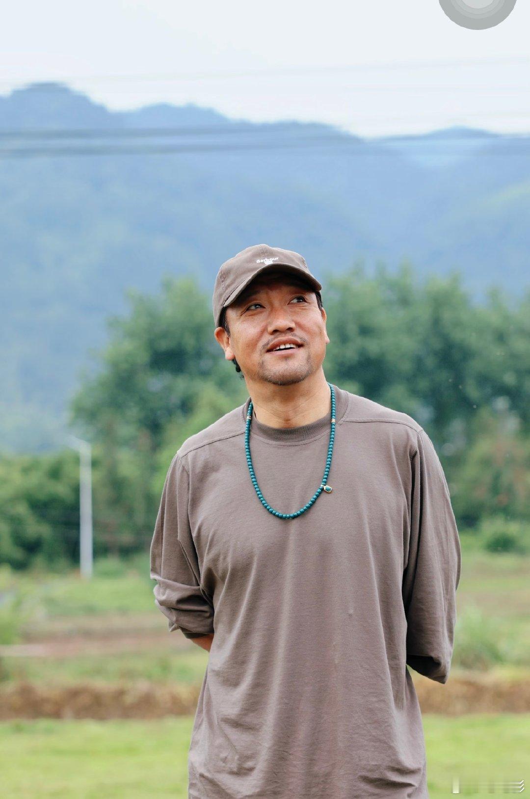 贾冰上笑有新生光顾着乐了笑有新生 贾冰：门票钱结一下！全程乐到合不拢嘴，沉浸式观