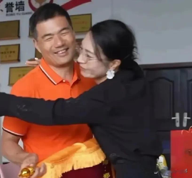 郑志军与孙女士可以说是双向奔赴，好人救了好人！

比起一些白眼狼，孙女士简直是涌