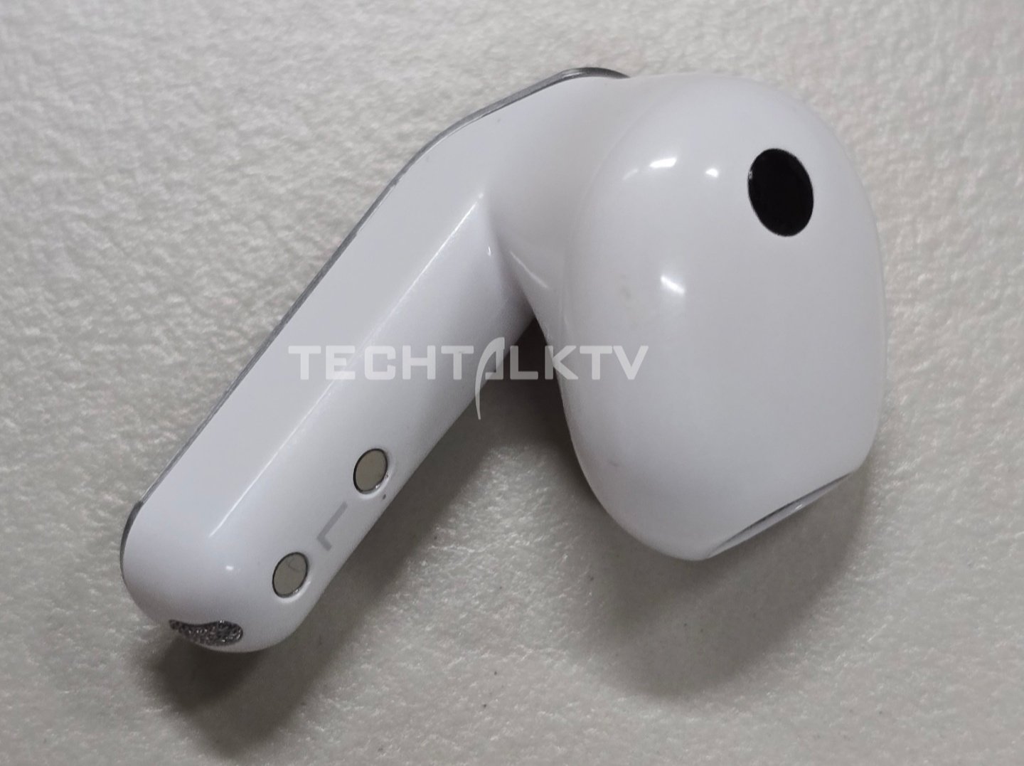 【三星 Galaxy Buds4/Pro 耳机机模曝光：配对按钮将支持“反向找手