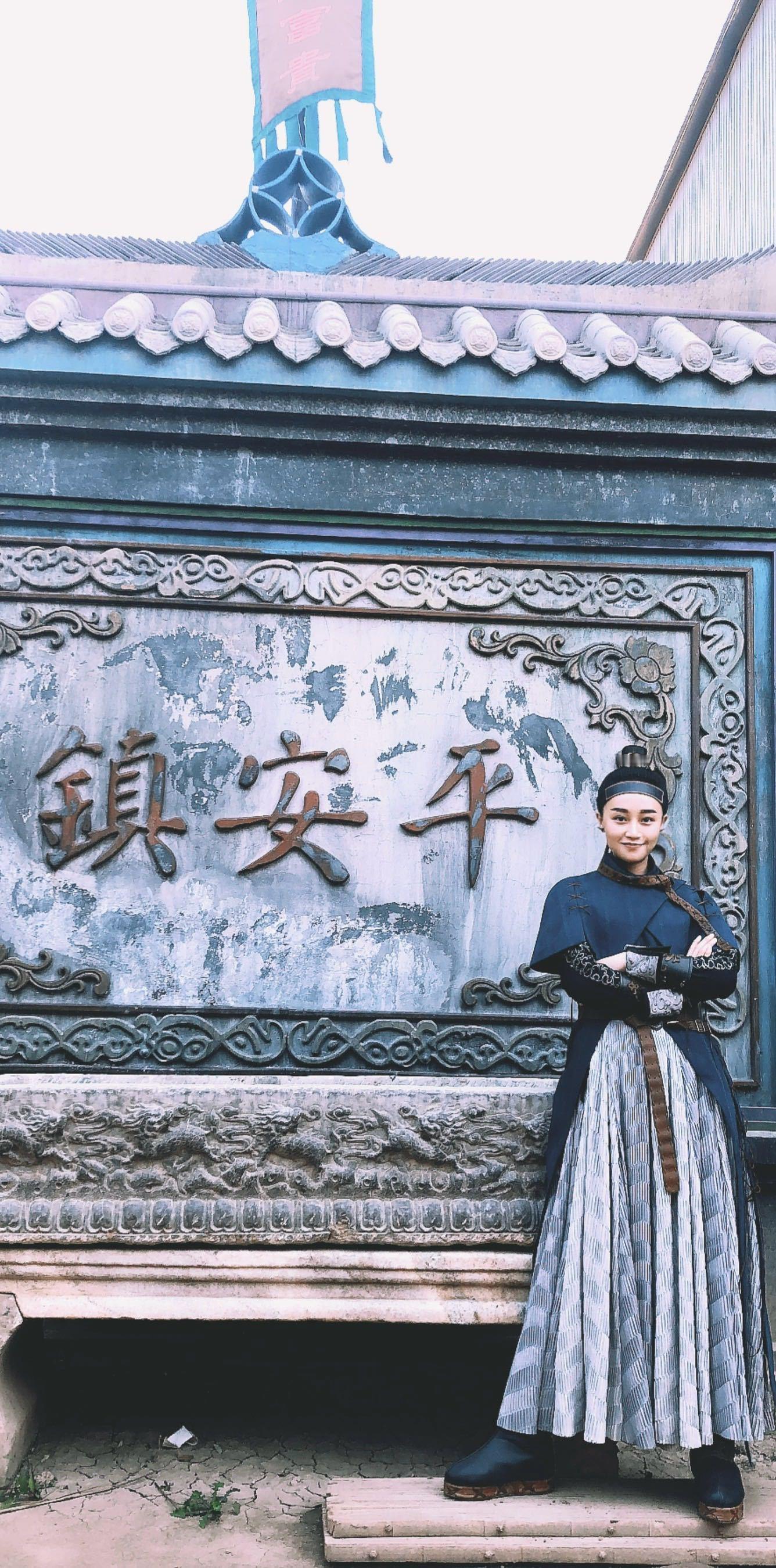 #三百六十行行行蓝盈莹# 娱乐圈打工人职业体验官，蓝盈莹演过好多职业啊，期待新的