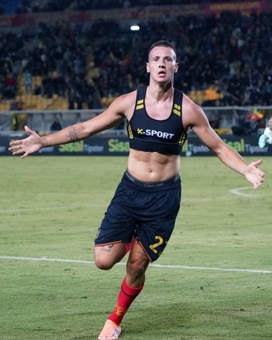 【👉】 意甲 莱切俱乐部官方宣布：卡马尔达🇮🇹将于今日接受右肩手术。🙏?