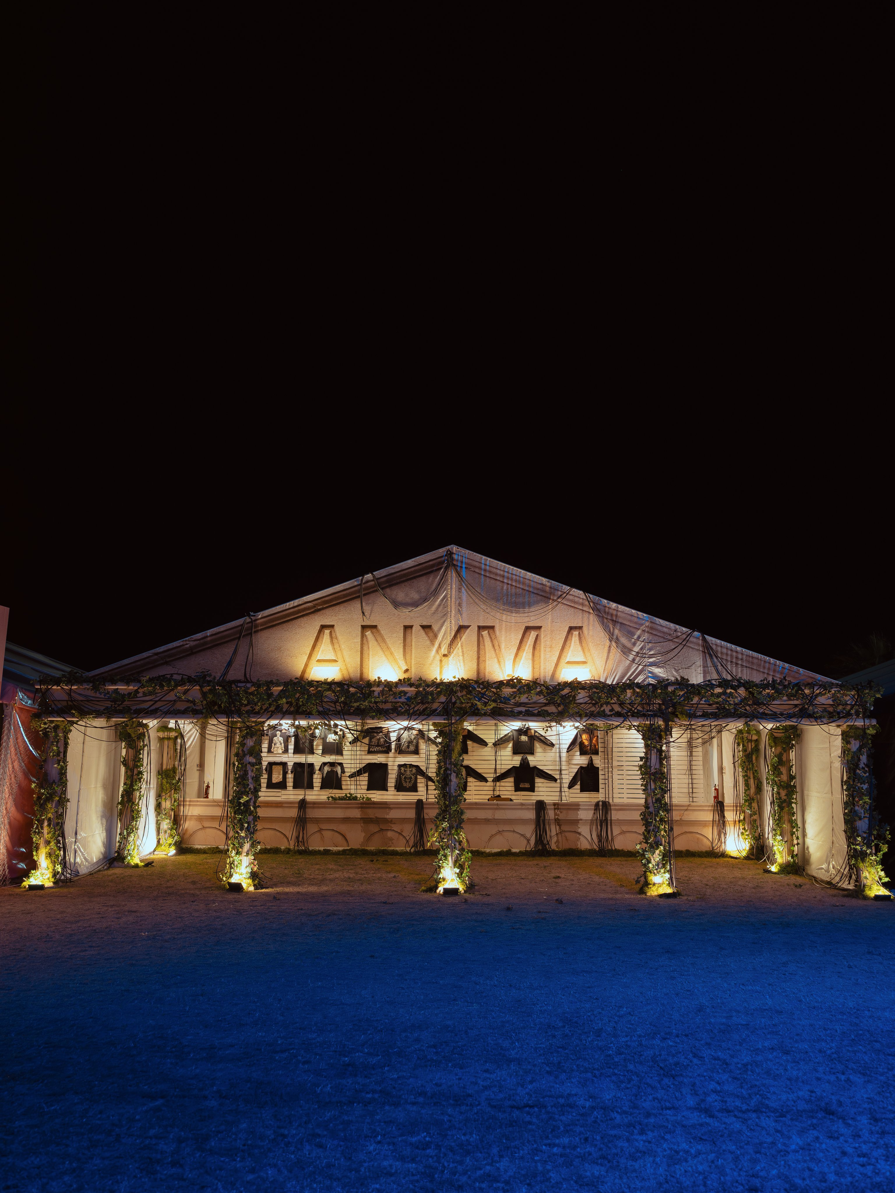 哇塞，这次科切拉官方周边bad angle的好帅！！！！ 