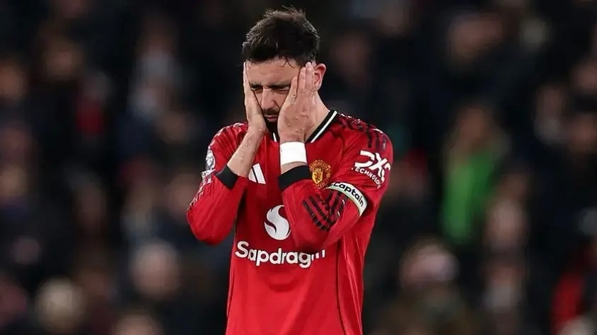 BBC.Stone：B费缺席曼联5场比赛，曼市德比前有望回归如果按1月17日德比