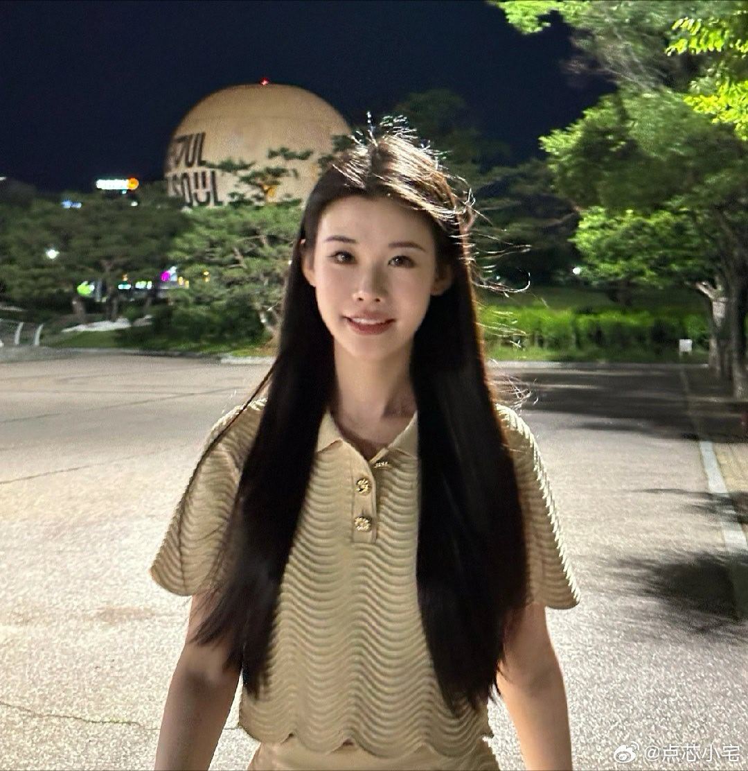 姜乘澜欠税39.5元被公告  这热搜真的不是搞笑的的吗？这是想搞人想疯了吧
