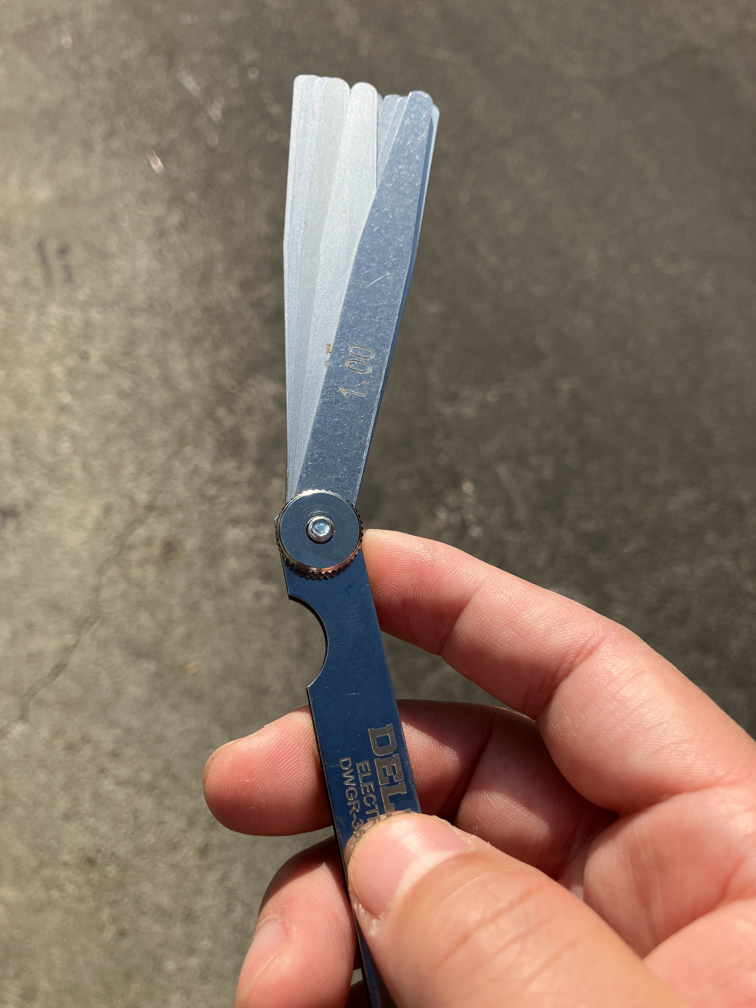 第一台车划拉谁勒？ 