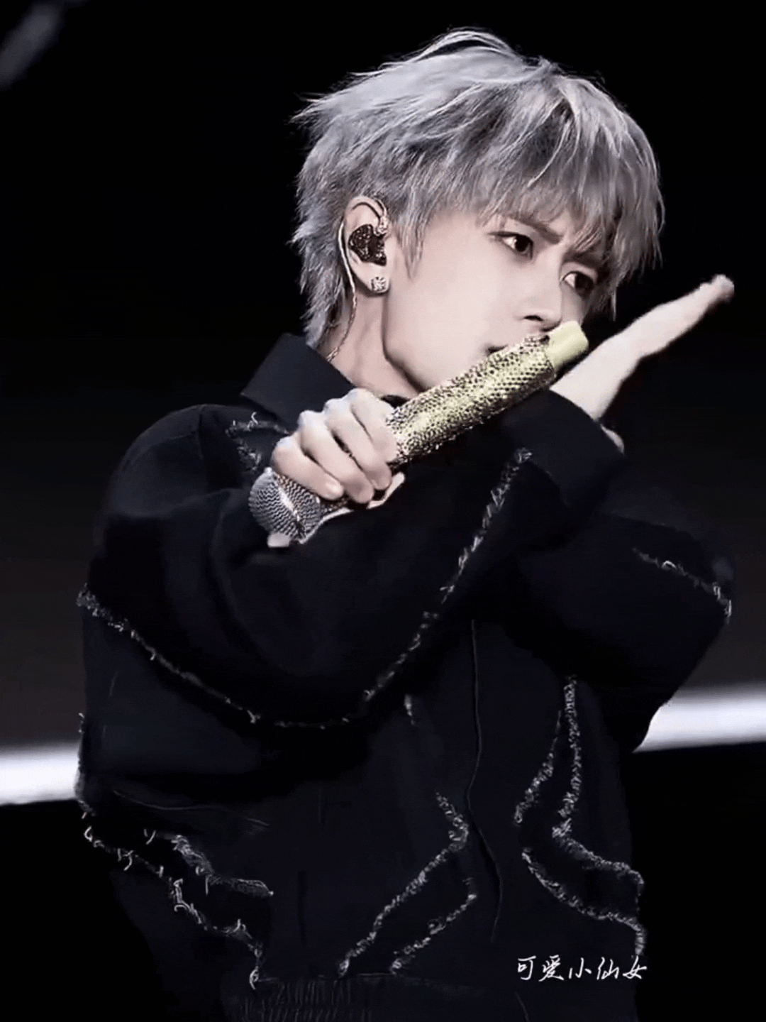 任嘉伦                ˗ˋ𓈊ˊ˗𝗛𝕚·ฅ ✎.任嘉伦🌹༊