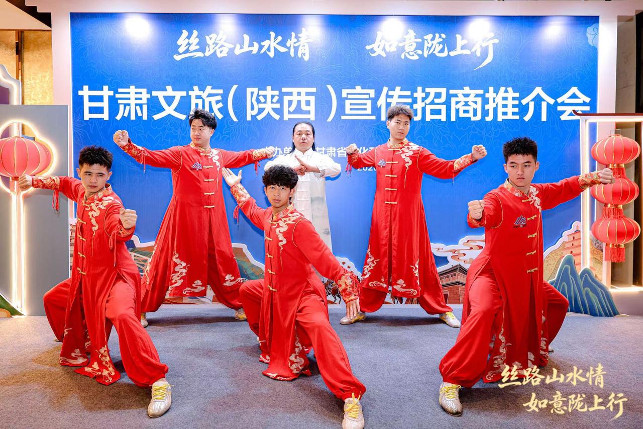 甘肃文旅在陕西的宣传招商推介会真是热闹非凡！4月15 - 16日，武威市赴西安参