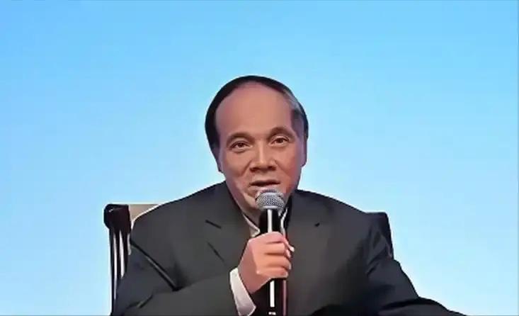 一个越南教授，当着全世界的面，扔下一句话。他说：“虽然我个人对中国有意见，但不得