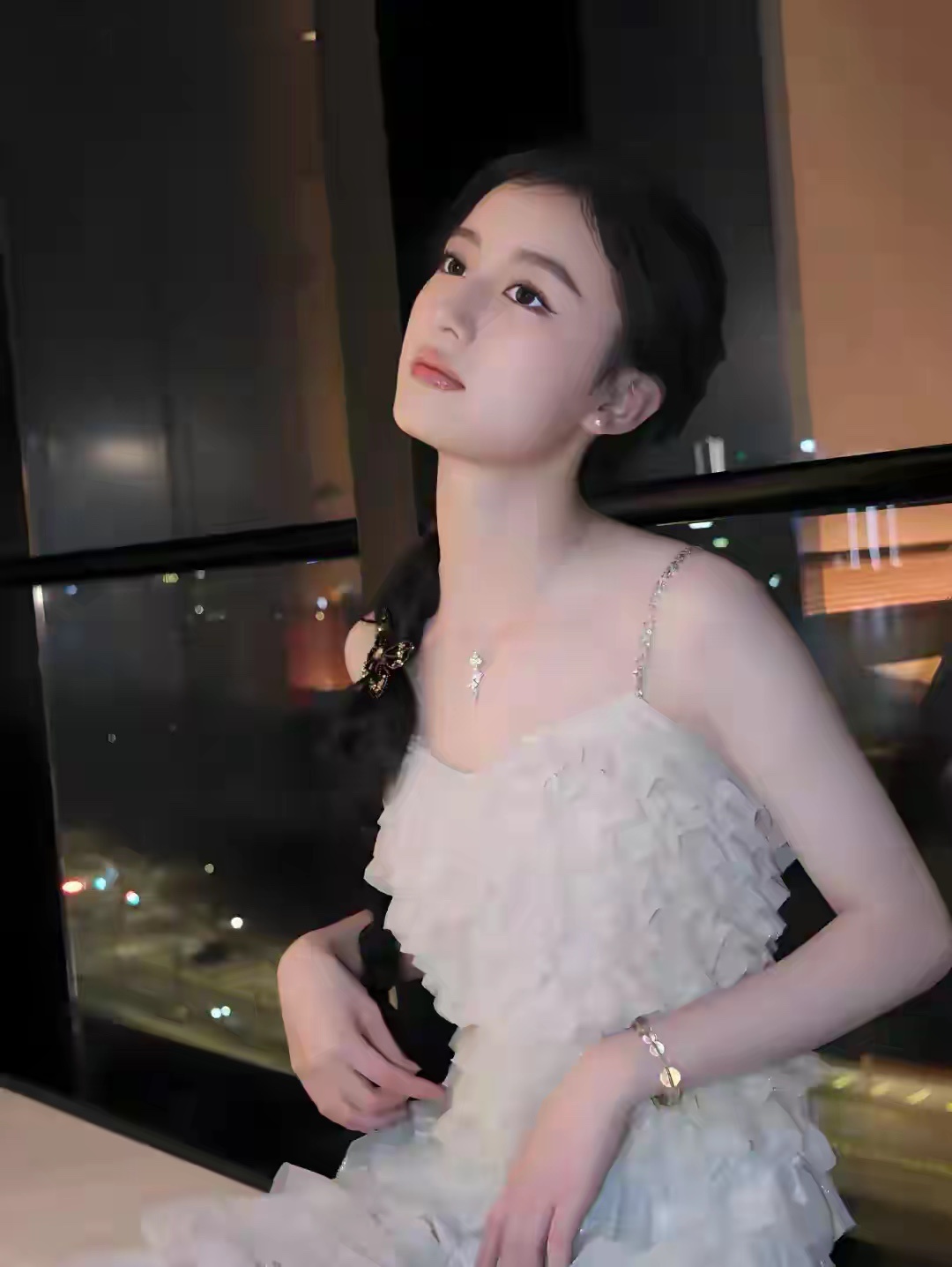 裴佳欣，没想到，16岁已经女人味十足! 