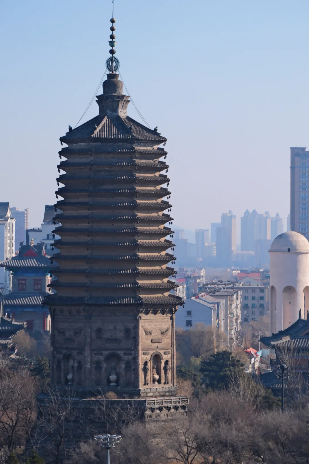 辽阳白塔：东三省第一古塔