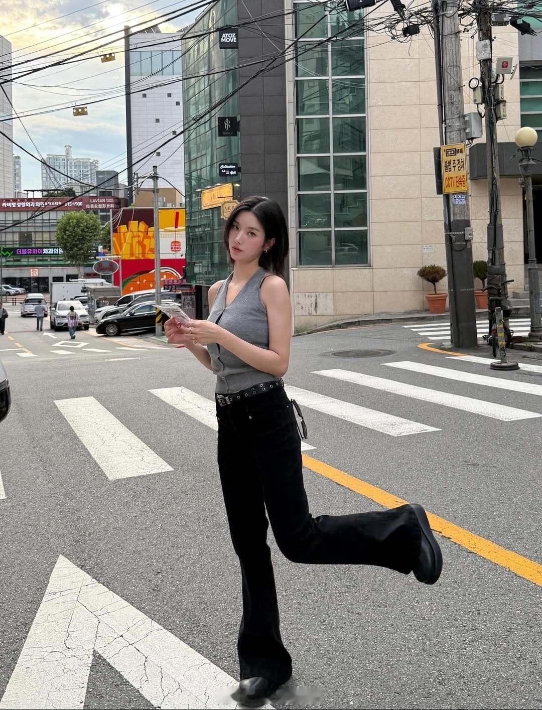 权恩妃ins更新近况 ​​​