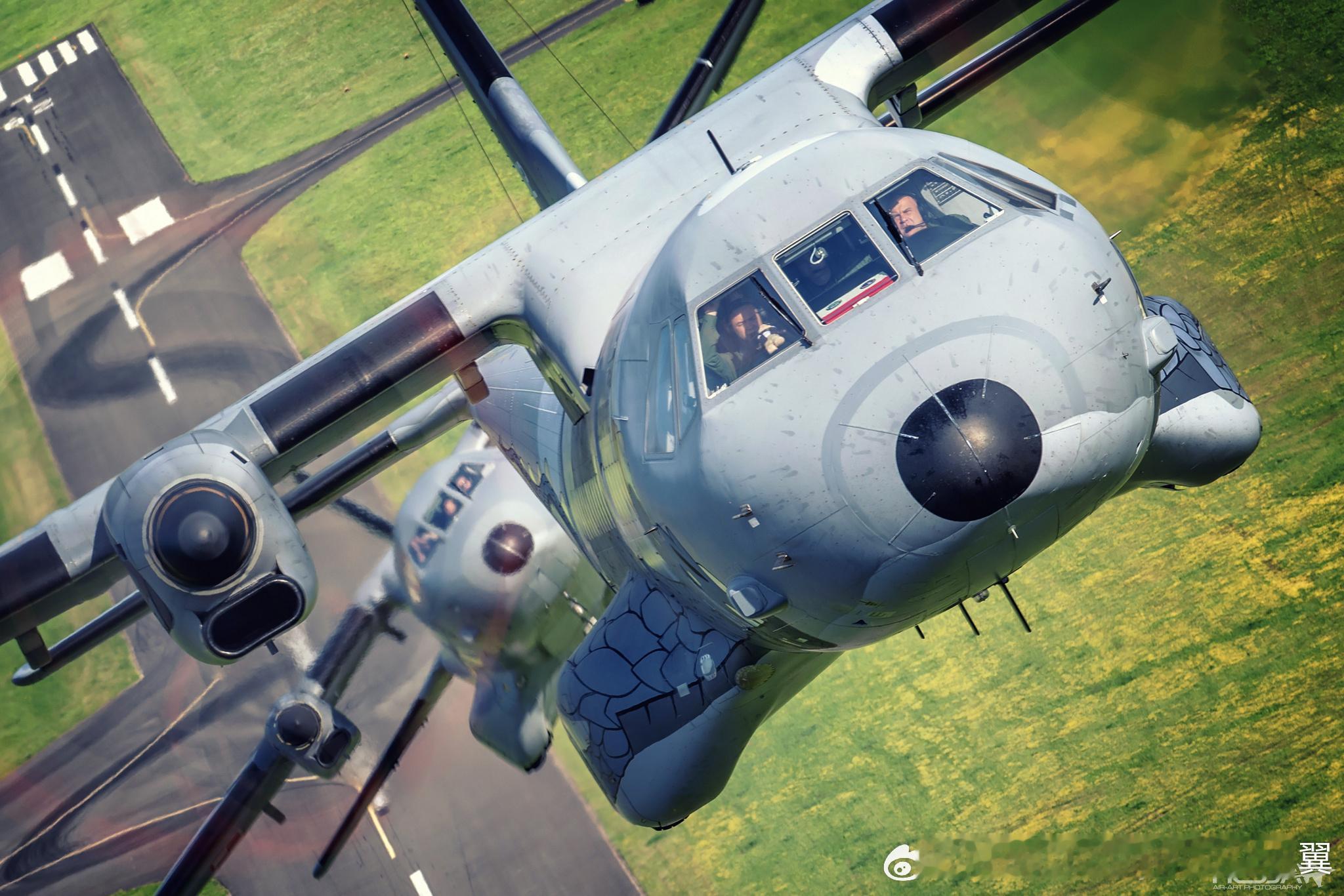 CASA C-295M和PZL M28运输机，作者Hesja ​​​