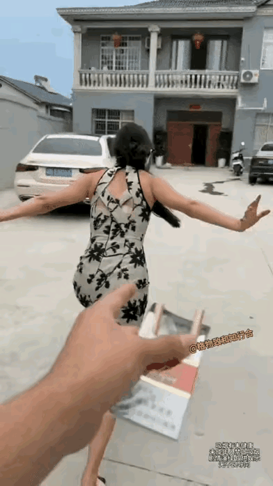 你不是说你不抽烟的吗？[打脸][打脸][打脸]