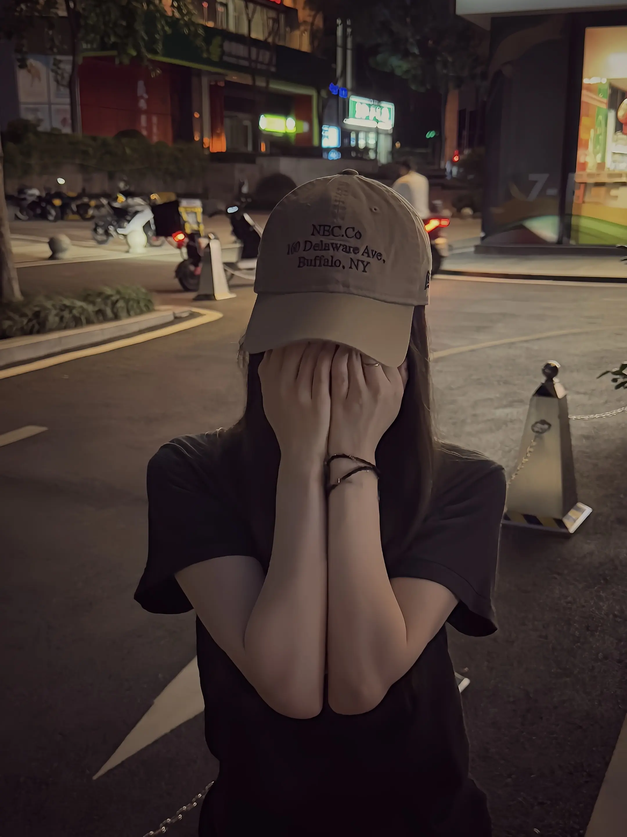 我回避 你眼睛 我看到了自己
