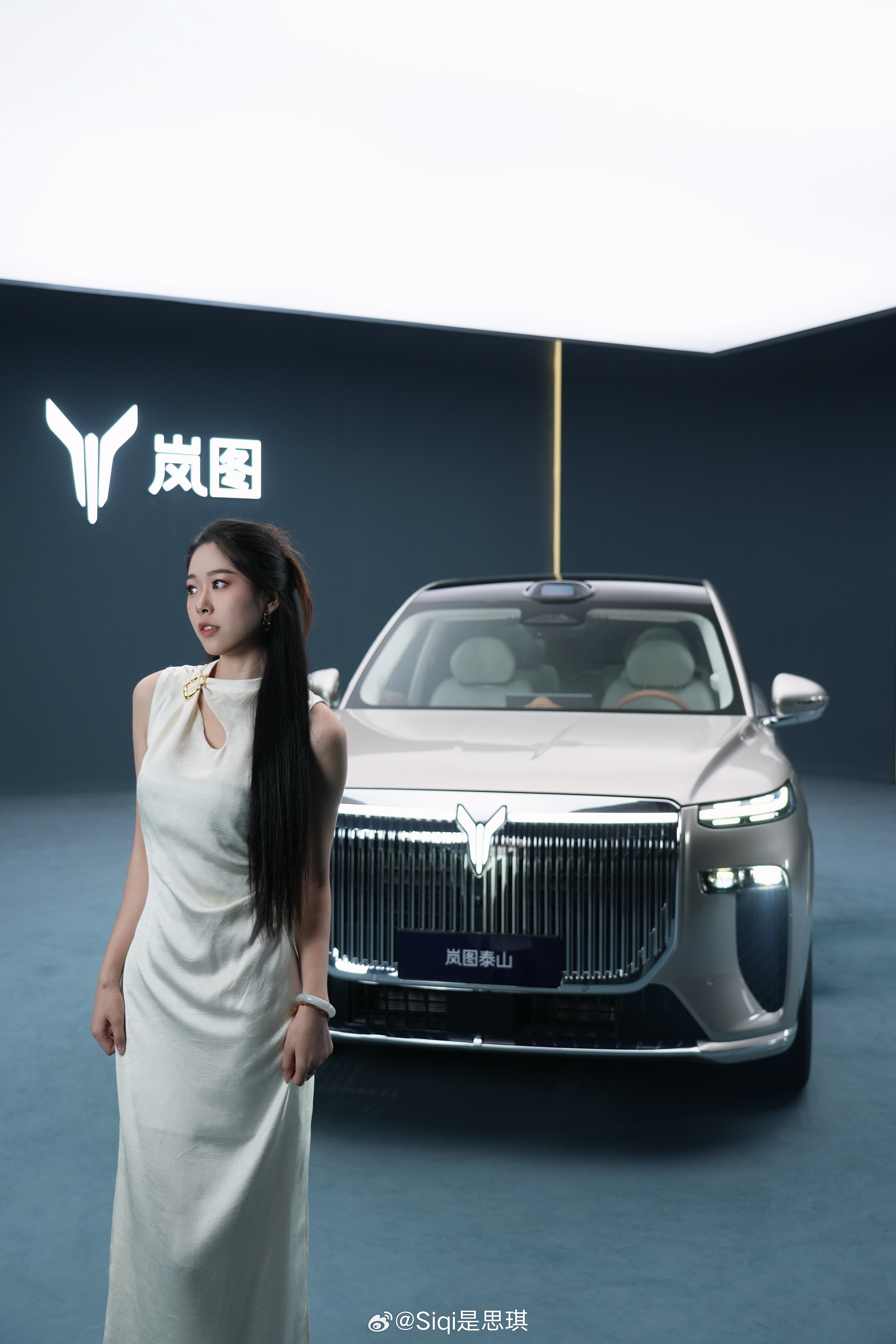 没拍⬆️紫金双拼的泰山 悔！悔！悔[并不简单]不过这颜色也很尊下次拍泰山  ​​