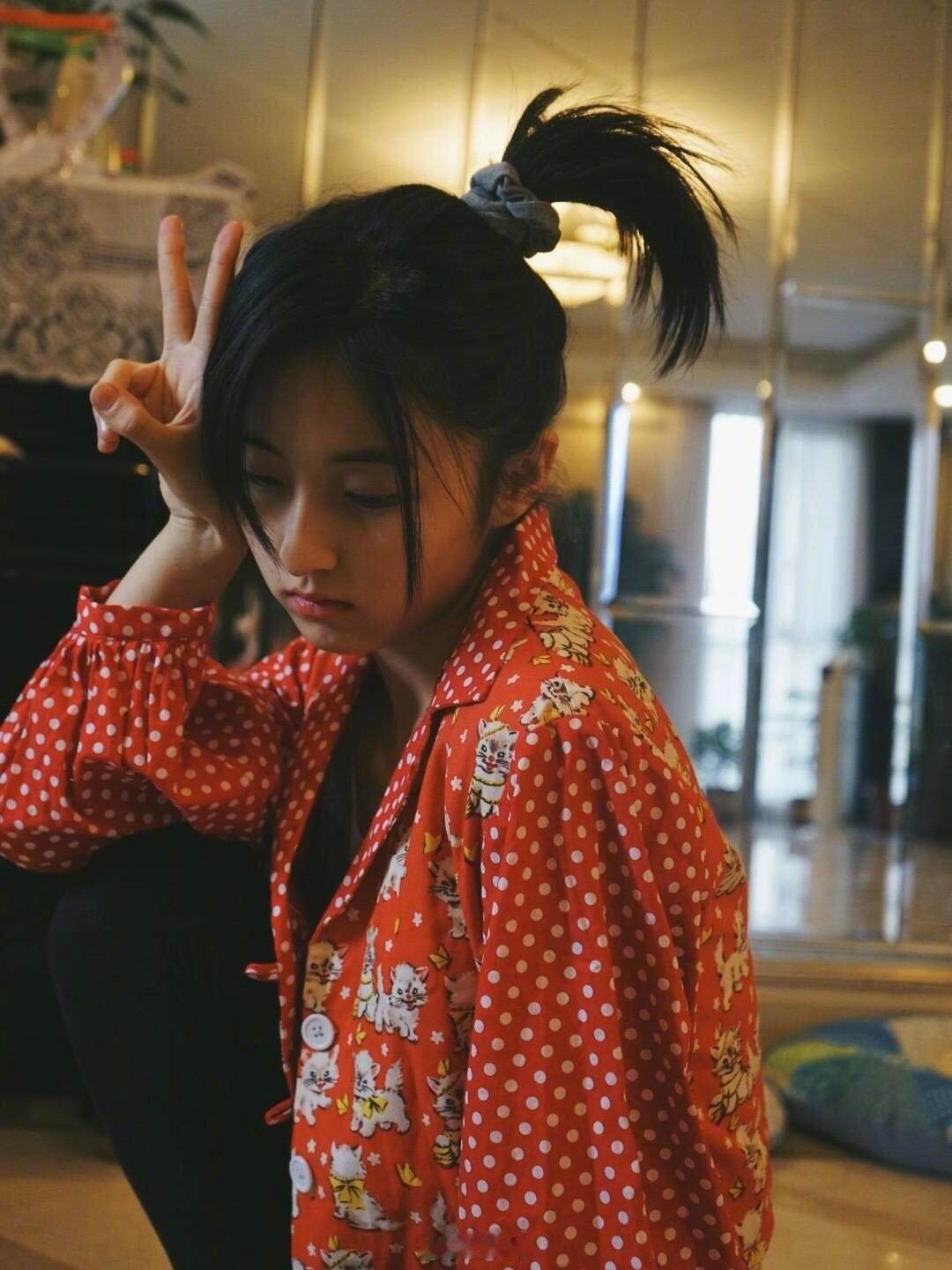 今天除夕，也是大彬子发枫的一天