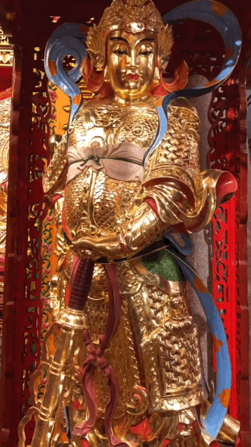 见者，有求必应 ​​​贵星照命，福德加持，多得贵人提携，财运事业蒸蒸日上。 ​​