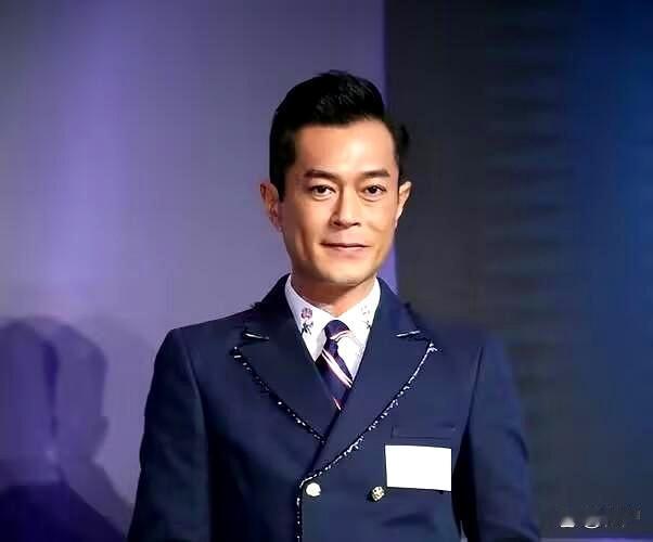 古天乐为什么会欠下巨债？
原因其实不复杂，看看如今低迷的影视市场就一目了然，主要