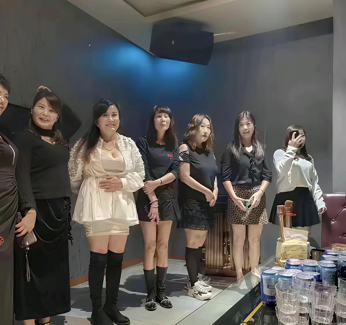 如果你去KTV遇到这一幕你该怎么选！！