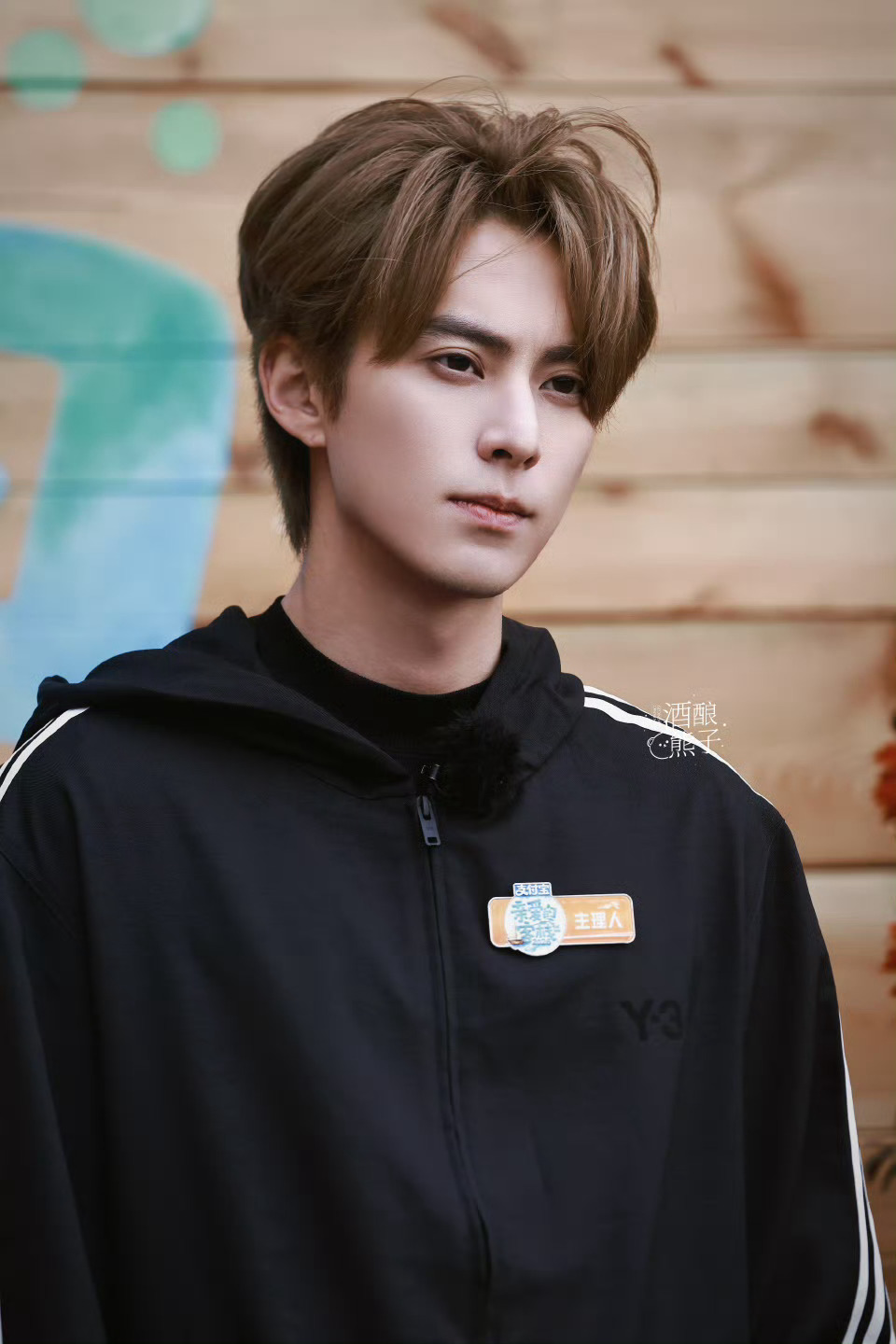 王鹤棣邀请王传君录综艺被拒哈哈哈哈原来王鹤棣还邀请了王传君，之前在桃花坞两个人感