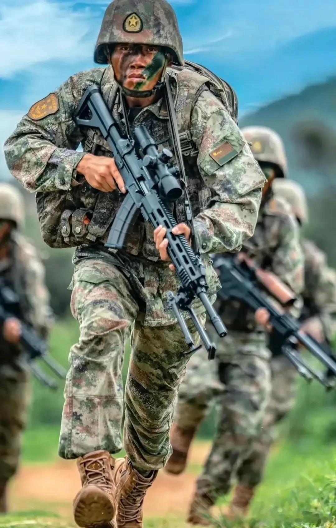 何卫东等9人被开除党籍军籍 此次对9名高级将领的严肃查处，是军队反腐败斗争的标志