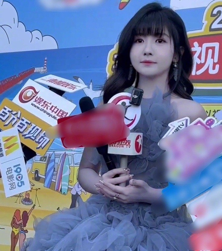#赖美云 全红蝉像一棵小草#没想到赖美云也喜欢全红蝉啊，在采访中称全妹像一棵小草