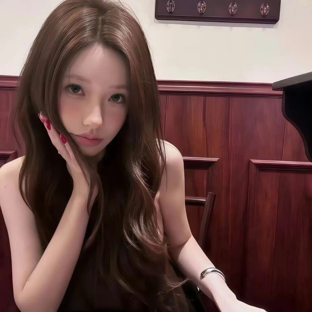 𝐖𝐞𝐂𝐡𝐚𝐫𝐭 |女生头像|高级丨氛围感丨阳光感丨无水印女生头像