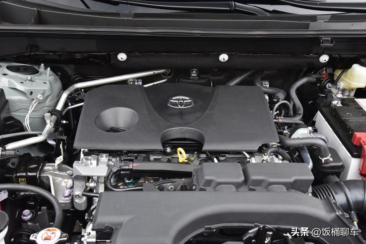 丰田凯美瑞、亚洲龙，雷克萨斯ES200有2.0纯油和混动两个版本，明明混动更省油