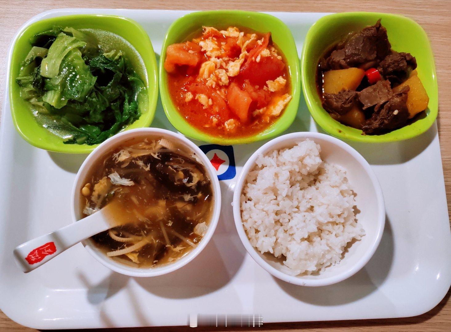#停止乱吃气血就回来了# 不乱吃，一是饮食规律，食饮有节；二是食物的选择，吃对吃