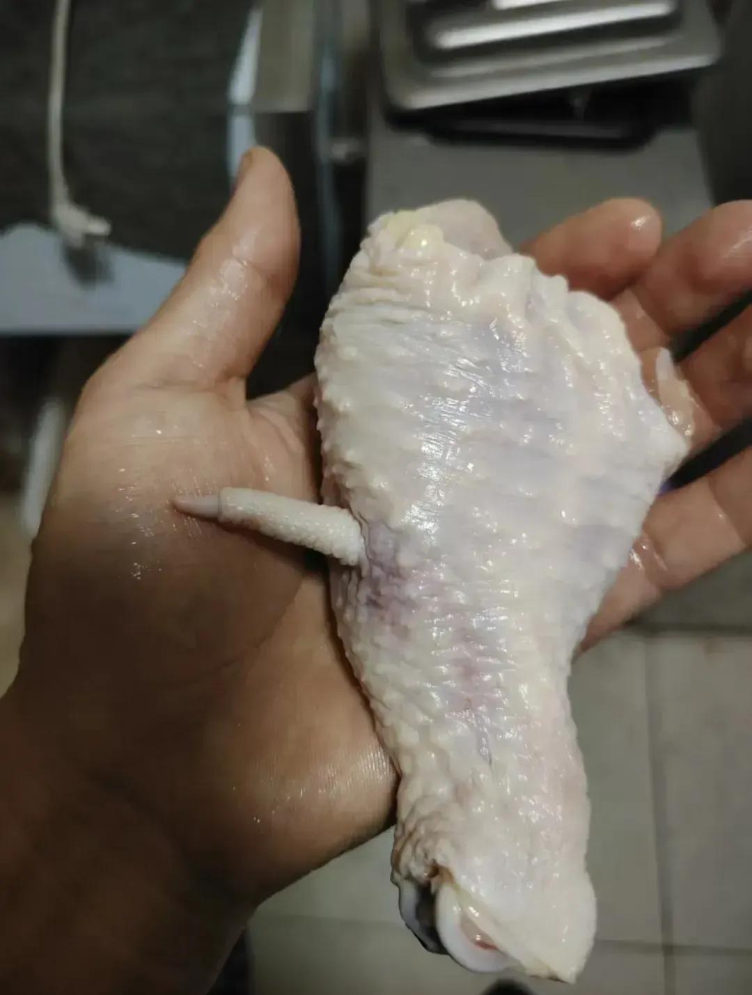 这鸡腿还能吃吗……