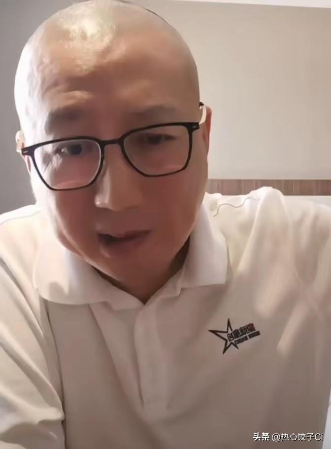 老汪说，曹云金，前师傅刚出事，就说刚刚不太好，这样的人不能交。他前师傅势力更大，