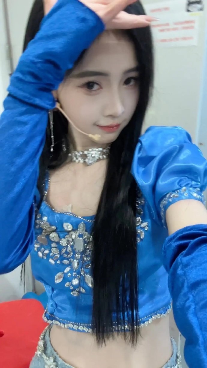 这是鞠婧祎平替吗？第一眼真的好像 ​​​