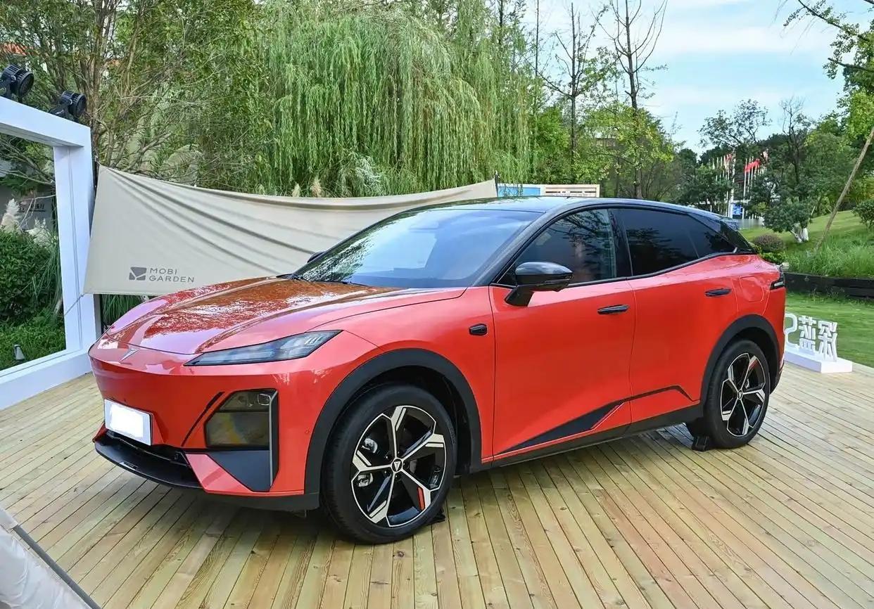 中型SUV成“价格屠夫”，限时15.39万配华为乾昆智驾，续航630Km

在 